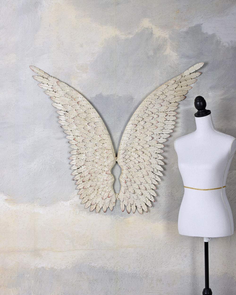 PALAZZO INT WEISS Engelsflügel Wanddeko Villa Cupidon – 2 XXL Eisen Flügel je 100 cm hoch | Wandhänger klappbar | Wandskulptur im nostalgischen Stil | Breite 102 cm | Eyecatcher für Wohnzimmer & Flur