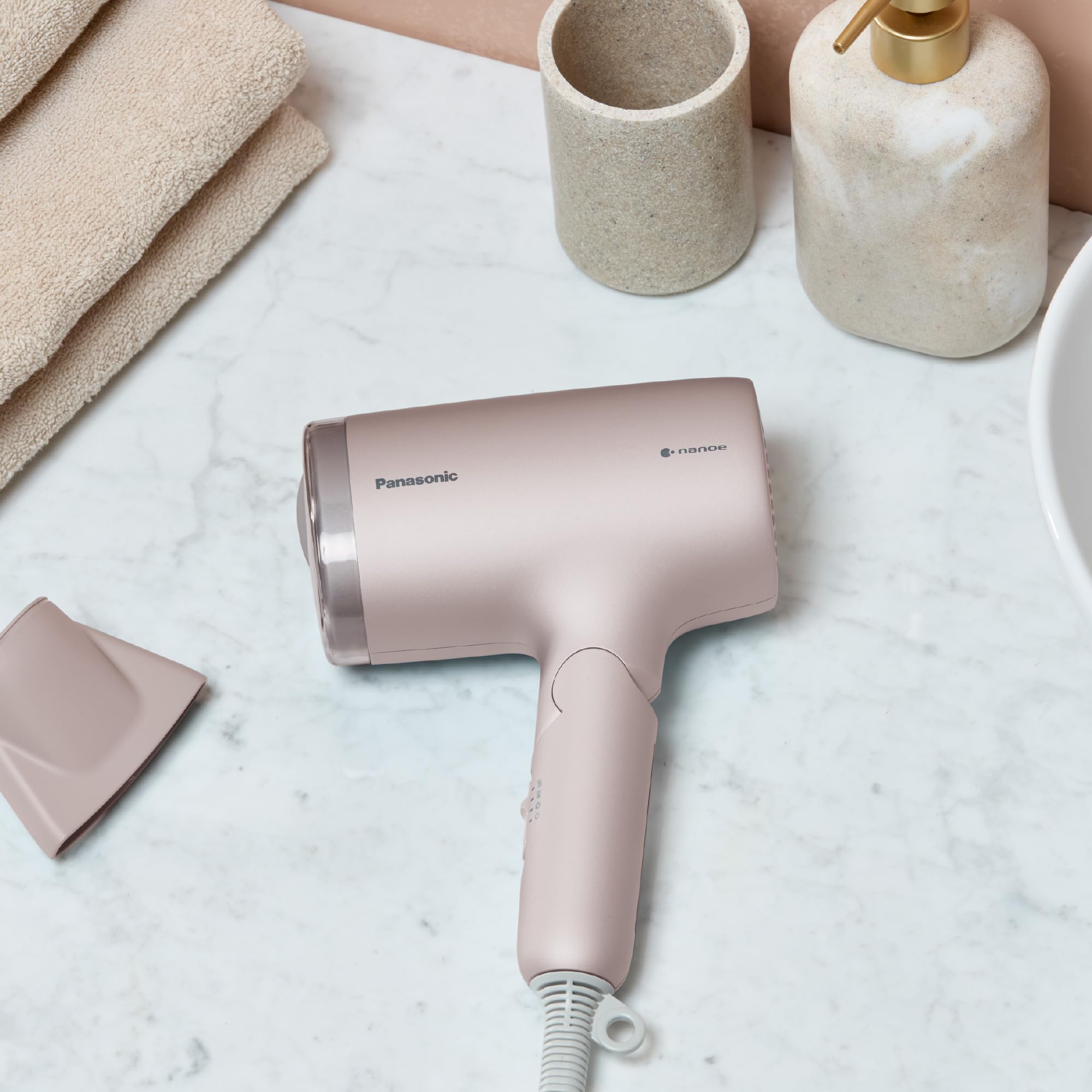 Panasonic EH-NA7M-P825 Nanoe Secador De Pelo para un Cabello Brillante, Diseño Plegable, Secado Rápido, Accesorio Concentrador, 1600 W, Rosa