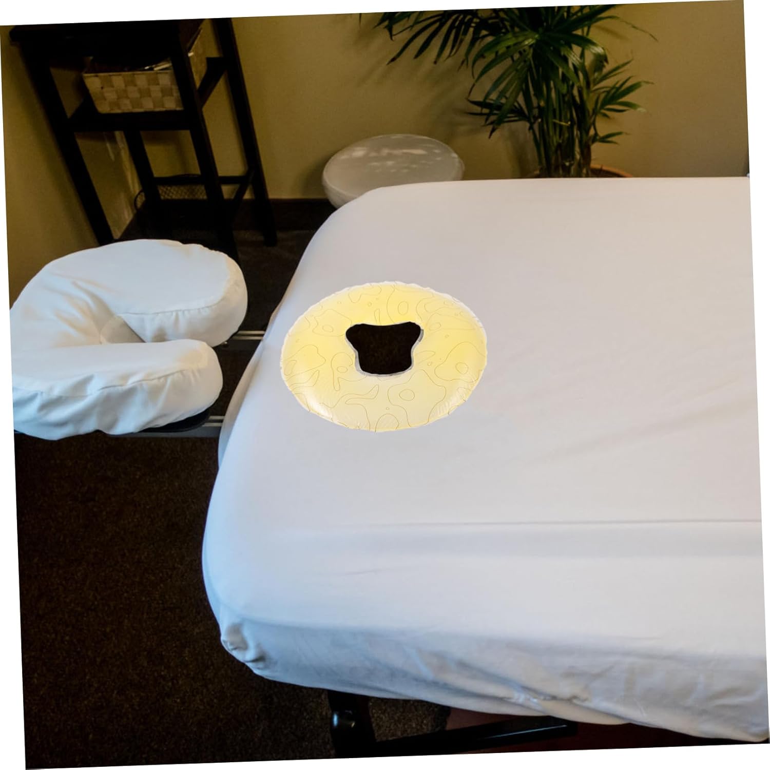 Silicone Face Pillow for Massage Tables Ergonomic Face down Cushion with Hole for Facial Treatments Easy-clean Design for Beauty Salons and Spas Stylish Yellow Floral Pattern