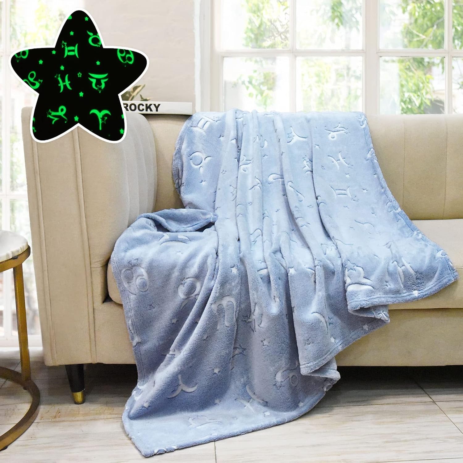 蓄光ブランケット 毛布 掛け毛布 暗闇で光るフランネル ひざ掛け 肩掛け もうふ 厚手 大きめ なめらか ひざかけ あたたかい キャラクター 静電気防止 シングル ふわふわ 高級 人気 おしゃれ かぶる 安い 洗える 通年使用 オールシーズン 春夏兼用 エアコン 子供用 可愛い 蓄光ブランケット 毛布 掛け毛布 暗闇で光るフランネル ひざ掛け 肩掛け もうふ 厚手 大きめ なめらか ひざかけ あたたかい キャラクター 静電気防止 シングル ふわふわ 高級 人気 おしゃれ かぶる 安い 洗える 通年使用 オールシーズン 春夏兼用 エアコン 子供用 可愛い