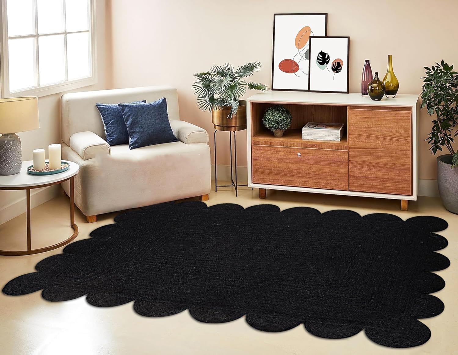 Mrida Weave Handwoven Scalloped Jute Area Rug – Natural Floor Carpet Mat for Living Room, Bedroom, Dining & Entryway Home Décor- 2.6x4 Feet (79 cmx122 cm) - Black
