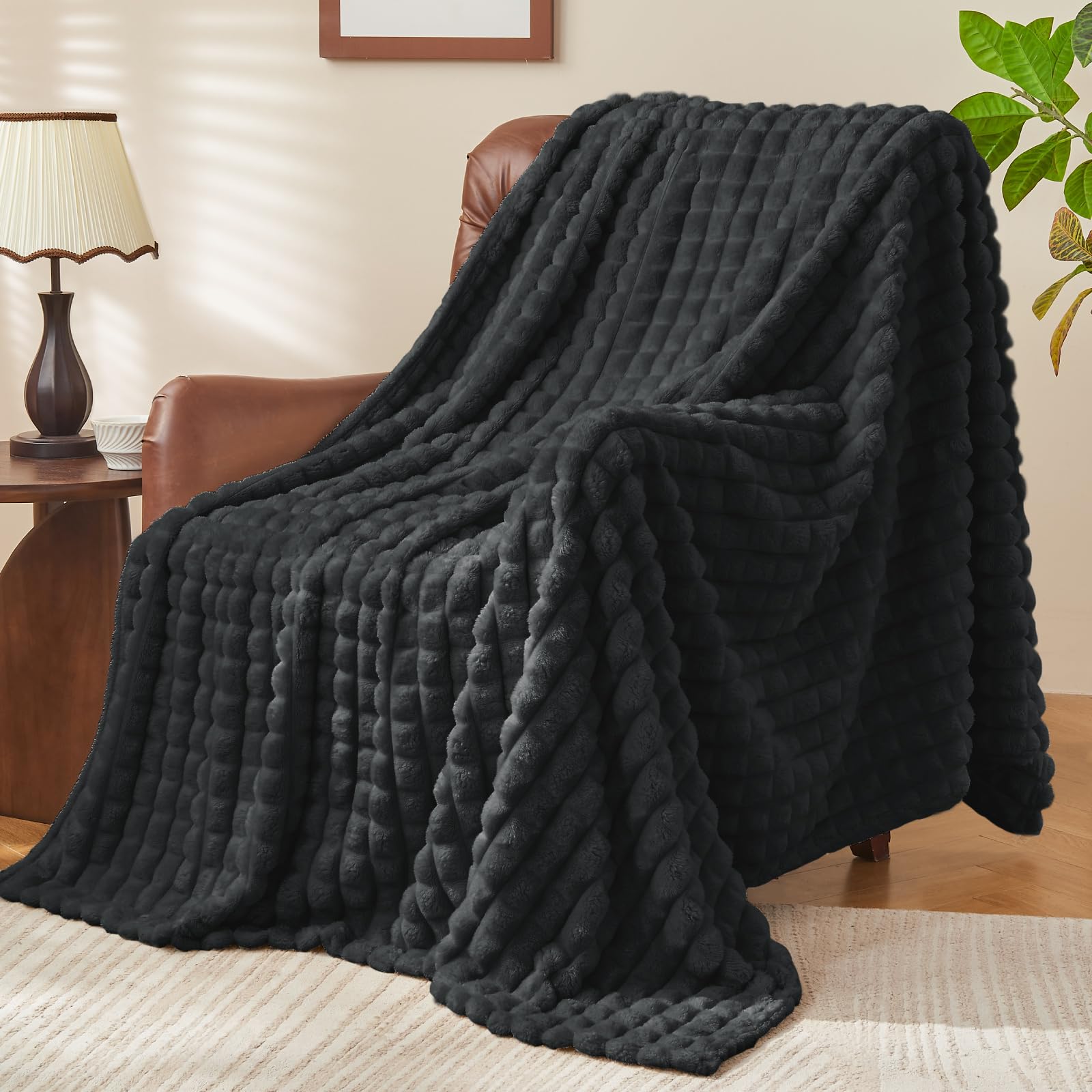BEDELITE Kuscheldecke Flauschig Decke Klein - weiche Flanell Decken Grauschwarz 125x150 für Sofa, Deko Kariert Fleecedecke als Sofaüberwurf für Wohnzimmer, Throw Blanket Wide Use