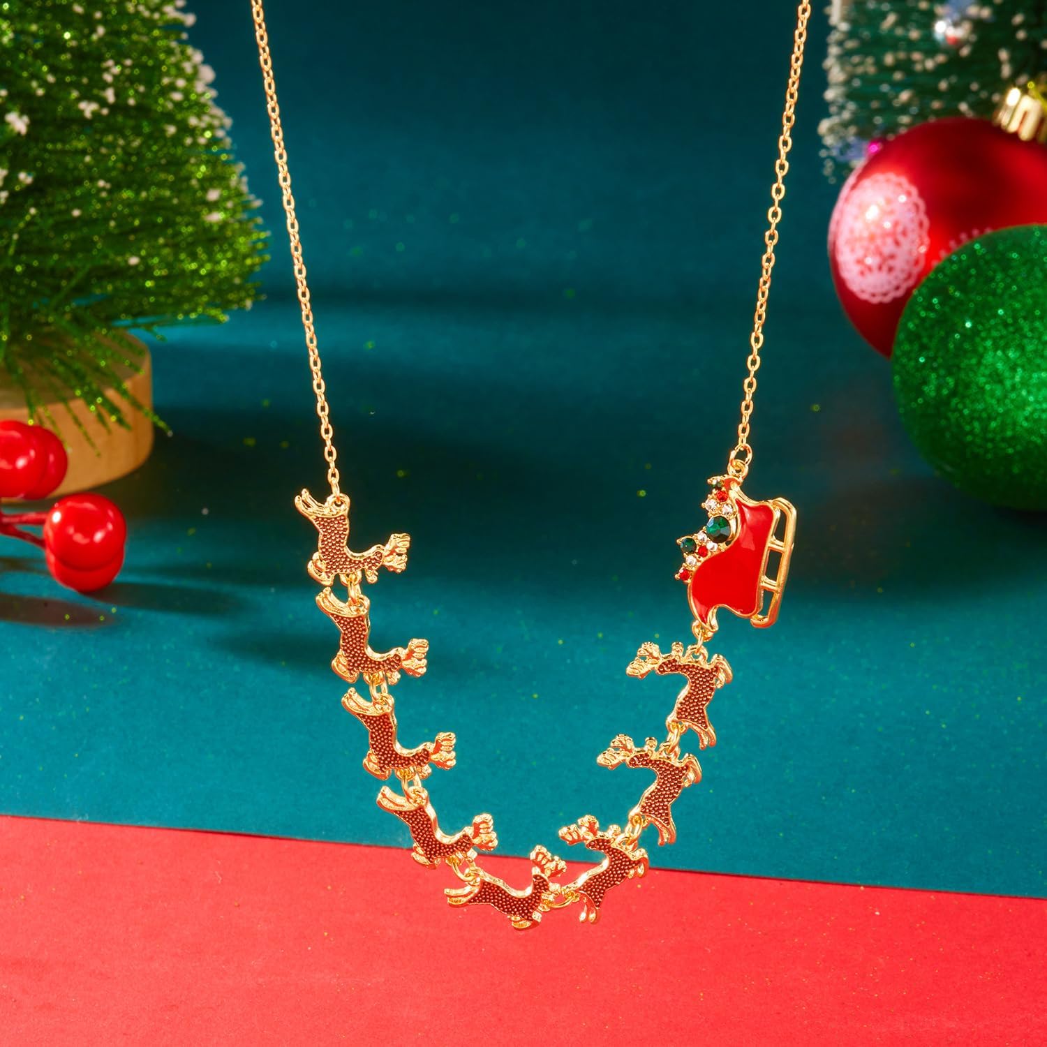 Christmas Theme Charm Necklace for Women Cartoon Elk Santa Gingerbread Man Multiple Pendant Necklace Golden Snowflake Sleigh Christmas Tree Collarbone Necklace Xmas Jewelry Accessories - Image 4