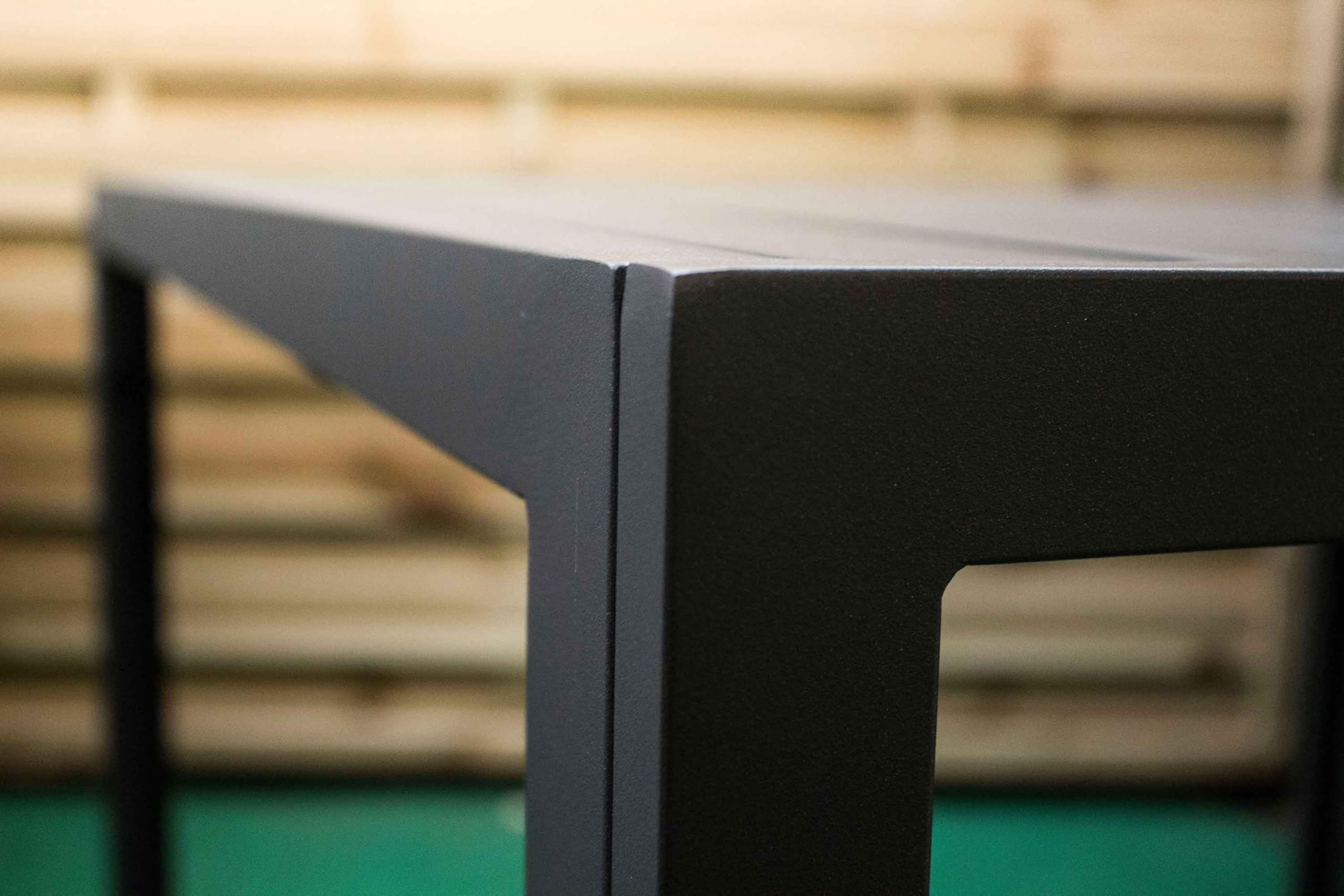 AVANTI TRENDSTORE Copiano - Tavolo da esterno in alluminio di colore antracite, perfetto come tavolo da pranzo all'aperto. Misure: 90x75x90 cm