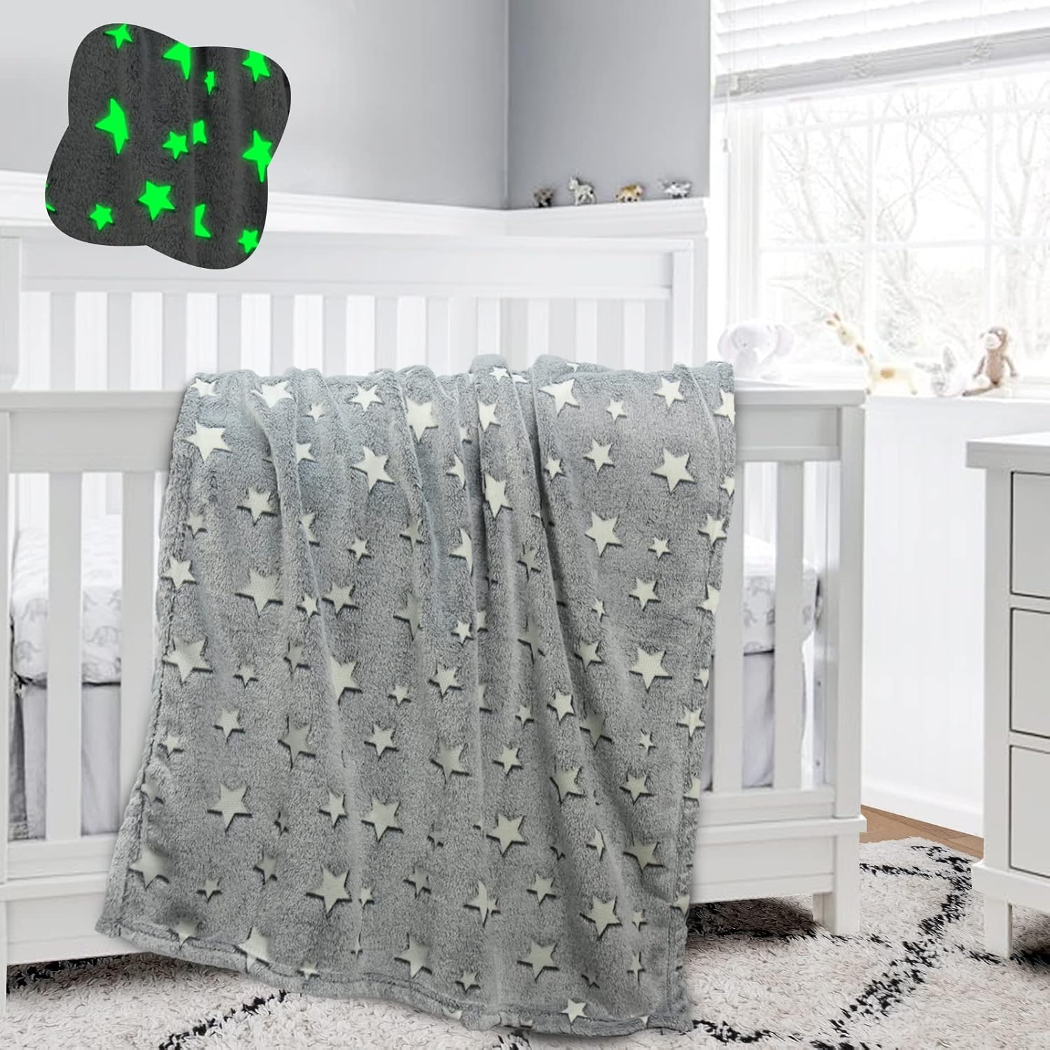 Bliowl ひざ掛け 星柄 光るブランケット 毛布 70x100cm 子供用 おしゃれ キャラクター 暖かい ふわふわ かわいい 冬用 洗える 軽量 通気 保育園 静電気対策強化 フランネル 抗菌防臭 マイクロファイバー オールシーズン ハーフケット もうふ 小さめ 膝掛け 冷房対策 車用