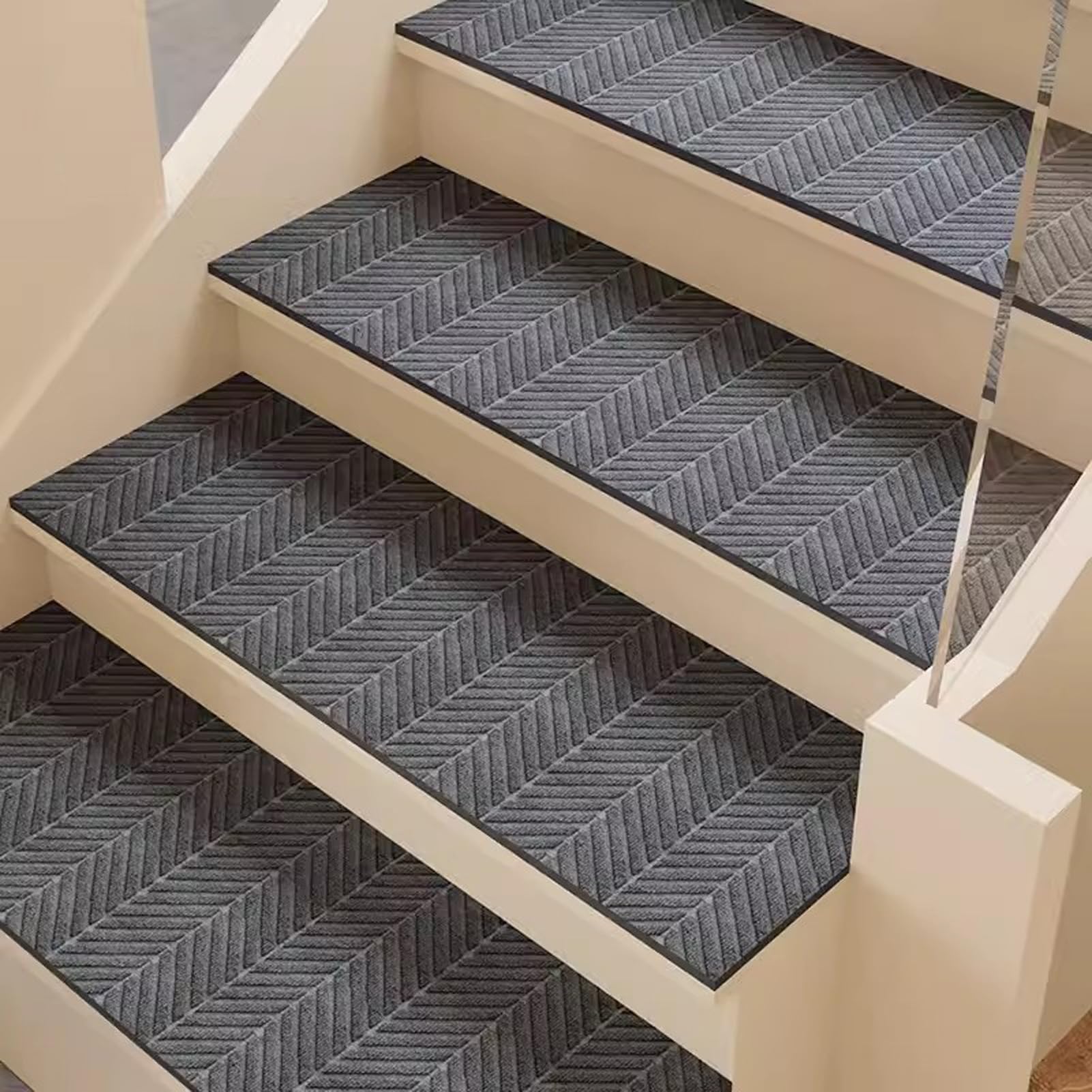 Tapis d'escalier antidérapant confortable et silencieux pour maison familiale active