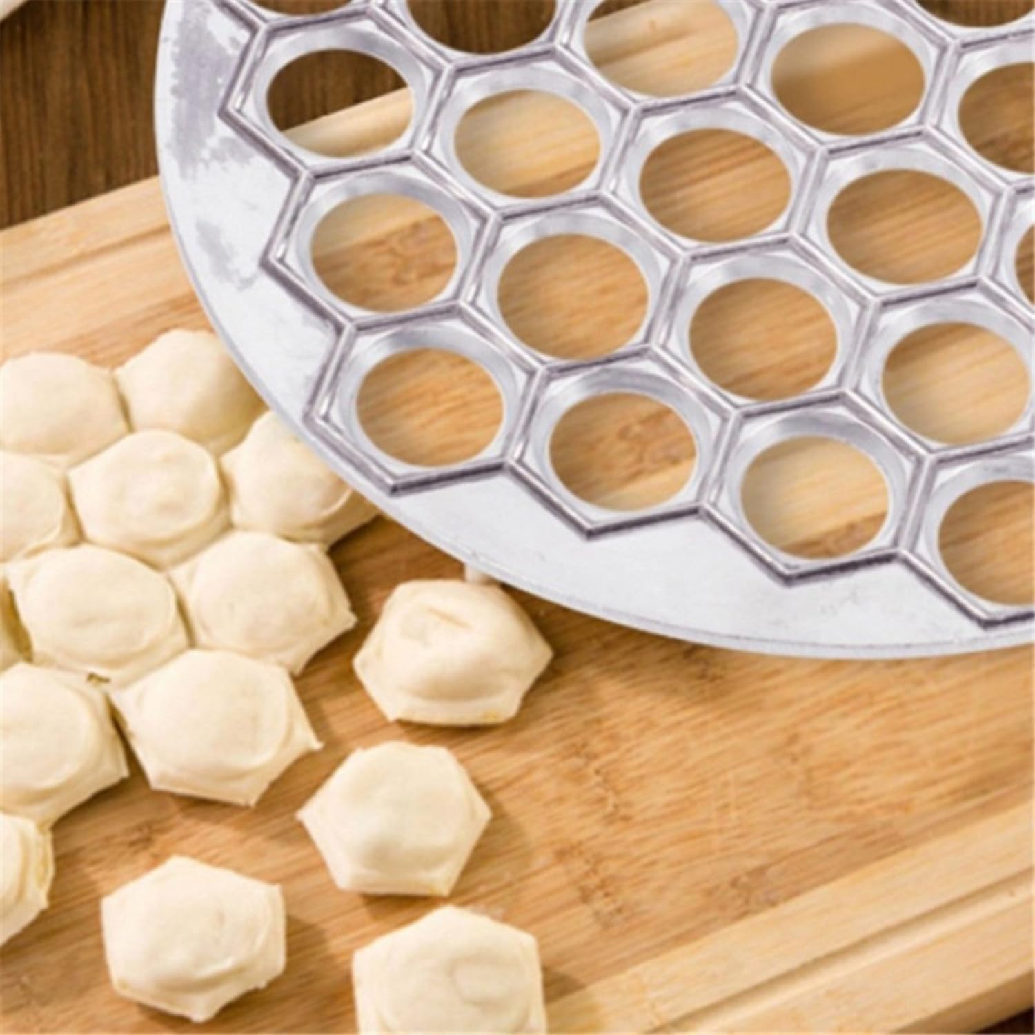 Frdelma Molde para Raviolis,37 Agujeros Molde de Bola de Masa Pelmeni Mquina de ravioles Molde para Masa Prensa For DIY Cooking Family Celebrations Parties and Picnics