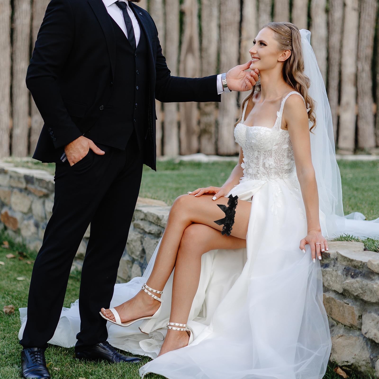 2PCS Lace Wedding Garter for Bride, Black Garter Belt with Bowknot, Sexy Thigh Garters for Women, Legthigh Garters Belt for Wedding, Party, Gifts for Women and Girls（13.39-23.62 Inches）