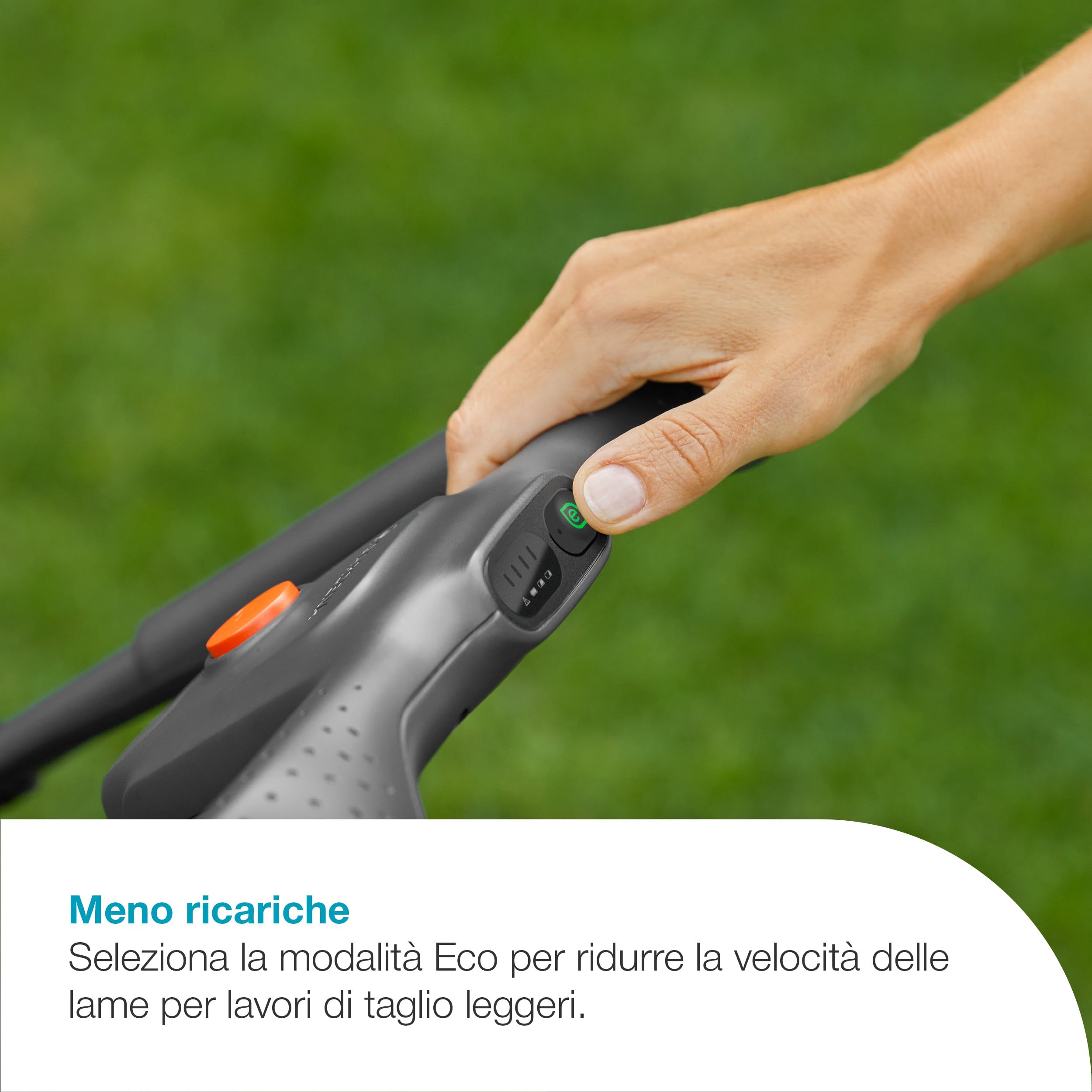 Gardena Rasaerba A Batteria Powermax 32/18V P4A Set Pronto All'Uso: Larghezza di taglio 32 cm, Capacità 30 l, Ergonomico, Regolazione dell'altezza, Senza fili (14632-20)