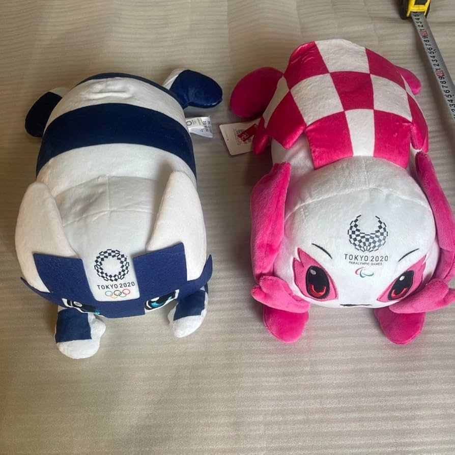 寝そべり ミライトワ と ソメイティ のクッションセット Amazon.co.jp: 寝そべり ミライトワ と ソメイティ のクッションセット