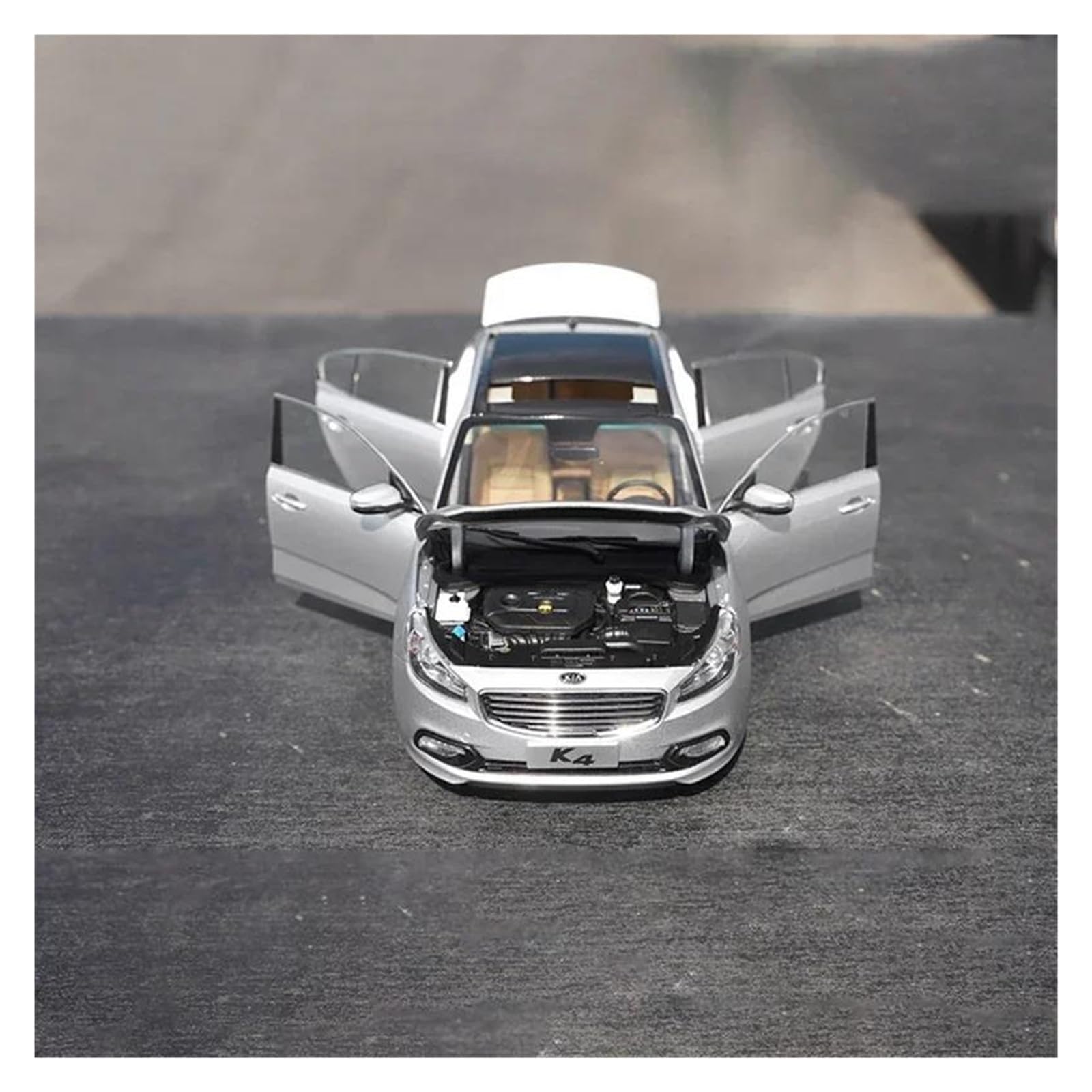 Metallo Scala Replica 1 18 per Kia K4 pressofuso in lega modello di auto simulazione collezione arredamento casa Hobby Veicoli Giochi Set