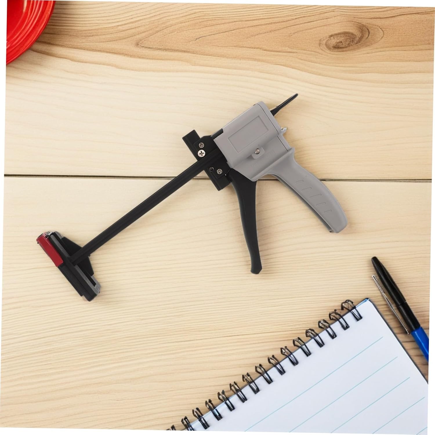 Metal Toothpaste Tube Glue Gun Manual Squeezer Dispenser Handheld Paste Dispensing Tool for Bathroom Use and Daily Oral Care