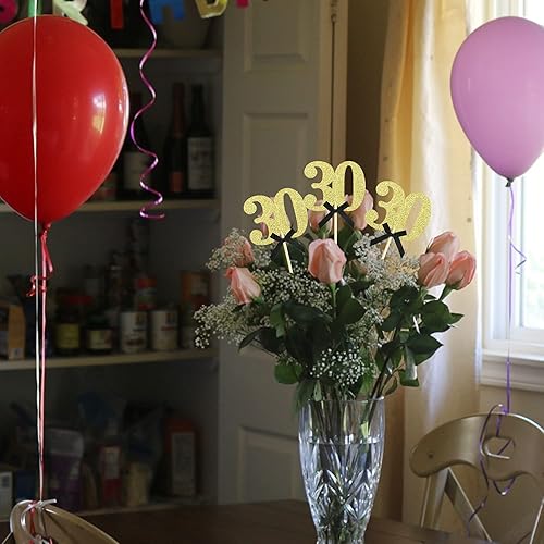 Miniatura 8 de Sotpot 8 palos de centro de mesa de cumpleaños número 30 con purpurina dorada, número 30 con lazo, decoración de mesa de flores para hombre y mujer,