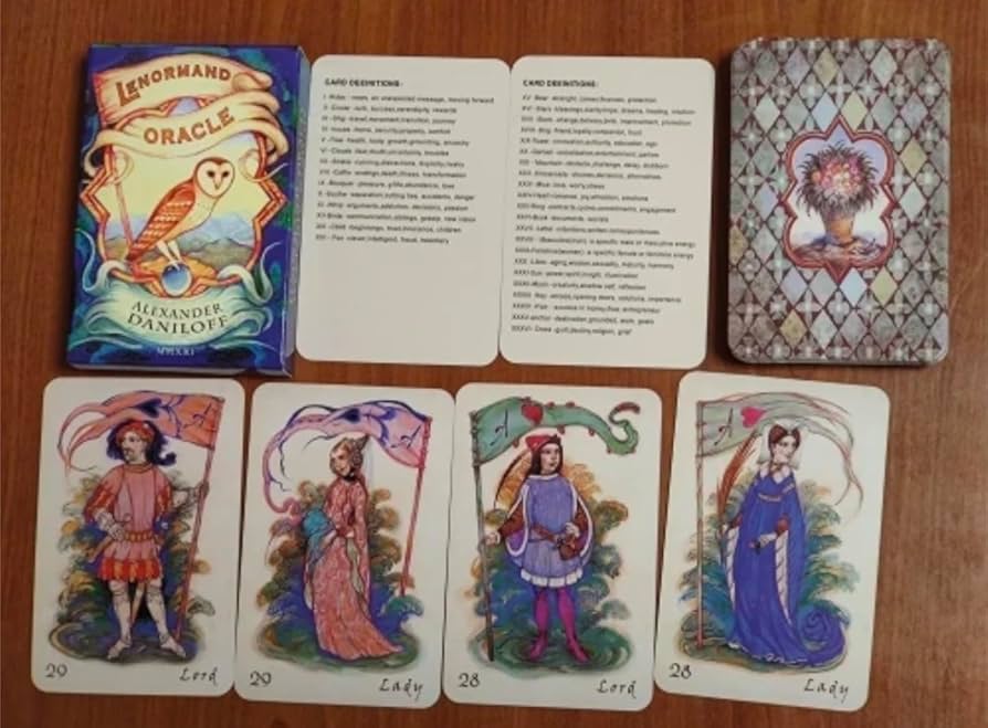 Amazon.co.jp: ダニロフ ルノルマン オラクルカード - 現代