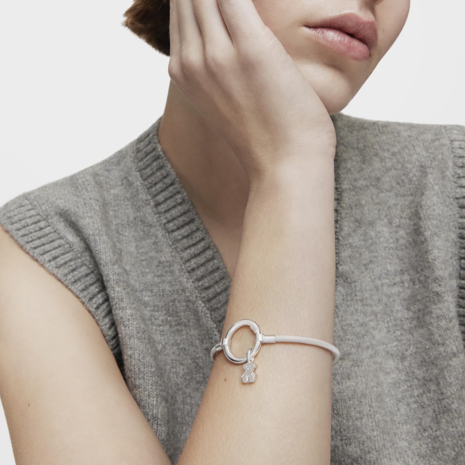 TOUS Pulsera para Mujer de Plata de Primera Ley y Acero, Colección Hold