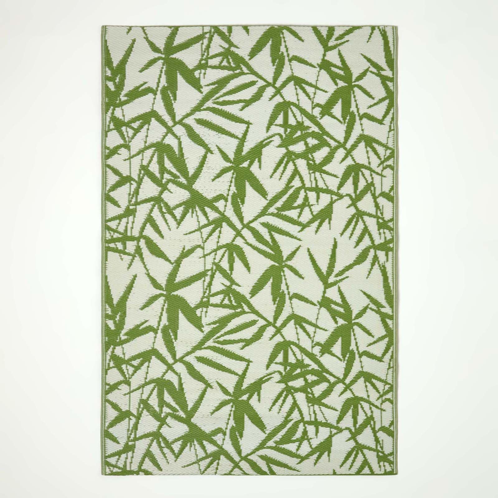 HOMESCAPES Luxury Large Outdoor Rugs for Garden Patio Waterproof 100% Recycled Plastic Mat Carpet 120 x 180cm Reversible White & Green Bamboo Rug Zena, Indoor/Outside & Portable, Seamless