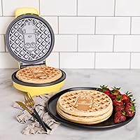 Vista 1 de Uncanny Brands Minions Kevin Fabricante de gofres - Minion icónico en tus gofres - Plancha para gofres