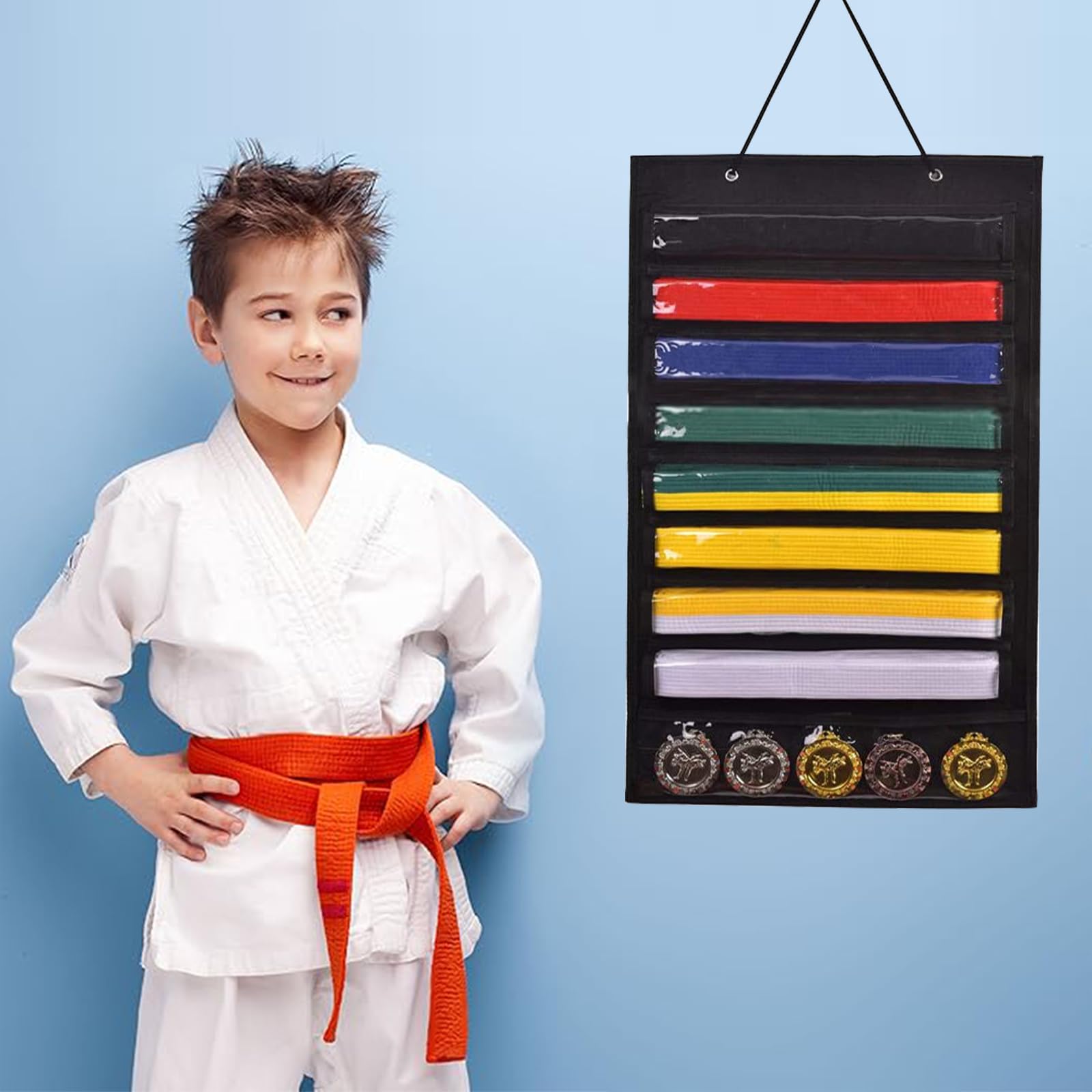 Support De Ceinture De Karaté, Organisateur De Ceintures d'Arts Martiaux, Sac De Rangement Anti-Poussière Pour Arts Martiaux De Taekwondo,Pour Le Rangement Des Ceintures Et Médailles De Taekwondo(Noir