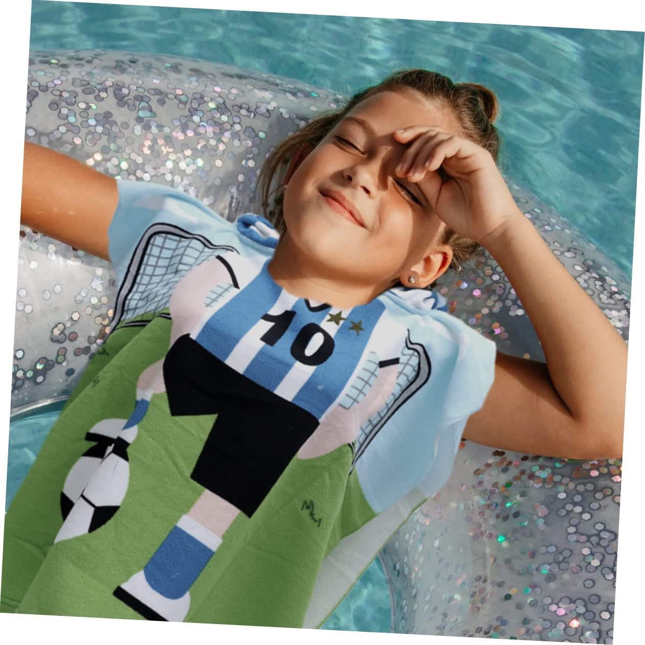 Cabilock Creative Bath Towel Cape with Soft Hooded Beach Towel Cloak for Boys and Lightweight and Absorbent Cloak for Daily Use and Outdoor Play