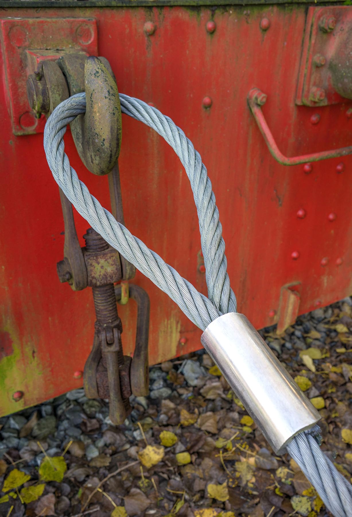 Koch Industries 003251 7 x 19 Galvanized Cable, 5/16-Inch by 200