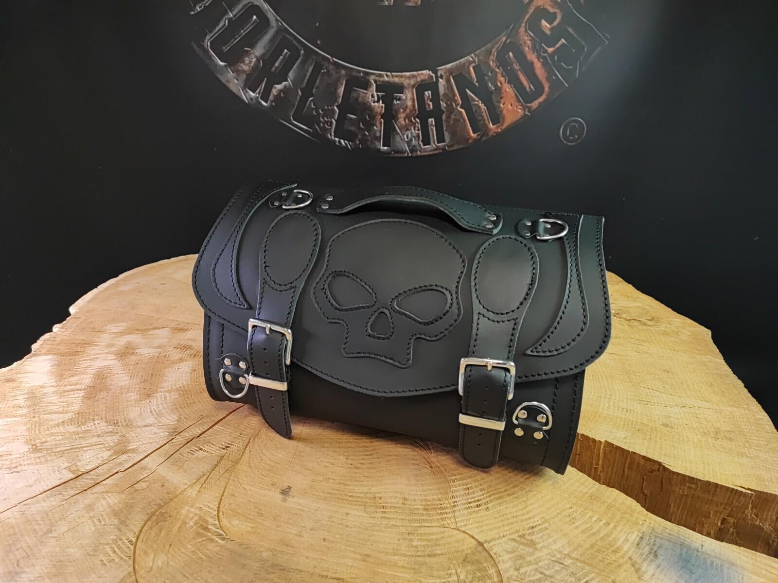 Devil Skull schwarz Gepäckkoffer kompatibel mit Harley Davidson XS Sissybar Koffer Rolle Roller Vespa Moped Motorrad HD Lederkoffer Gepäckträger Heckkoffer Chopper Custom schwarz