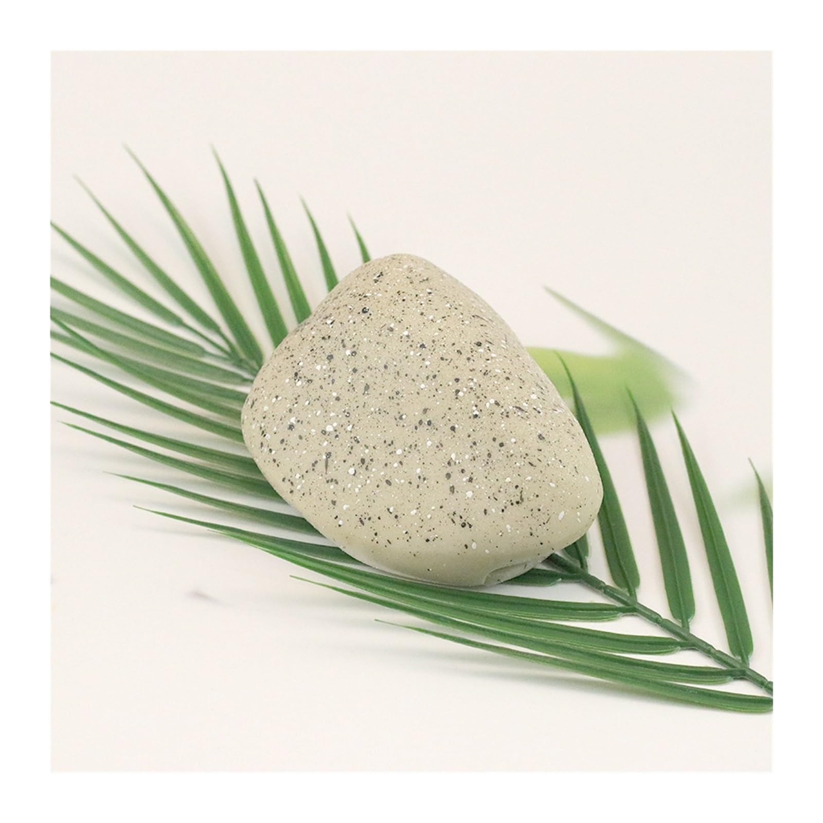 Simulated Stone Key Storage Box Resin Stone Shape Hidden Private Money Key Storage Box Hidden(Key box -1)