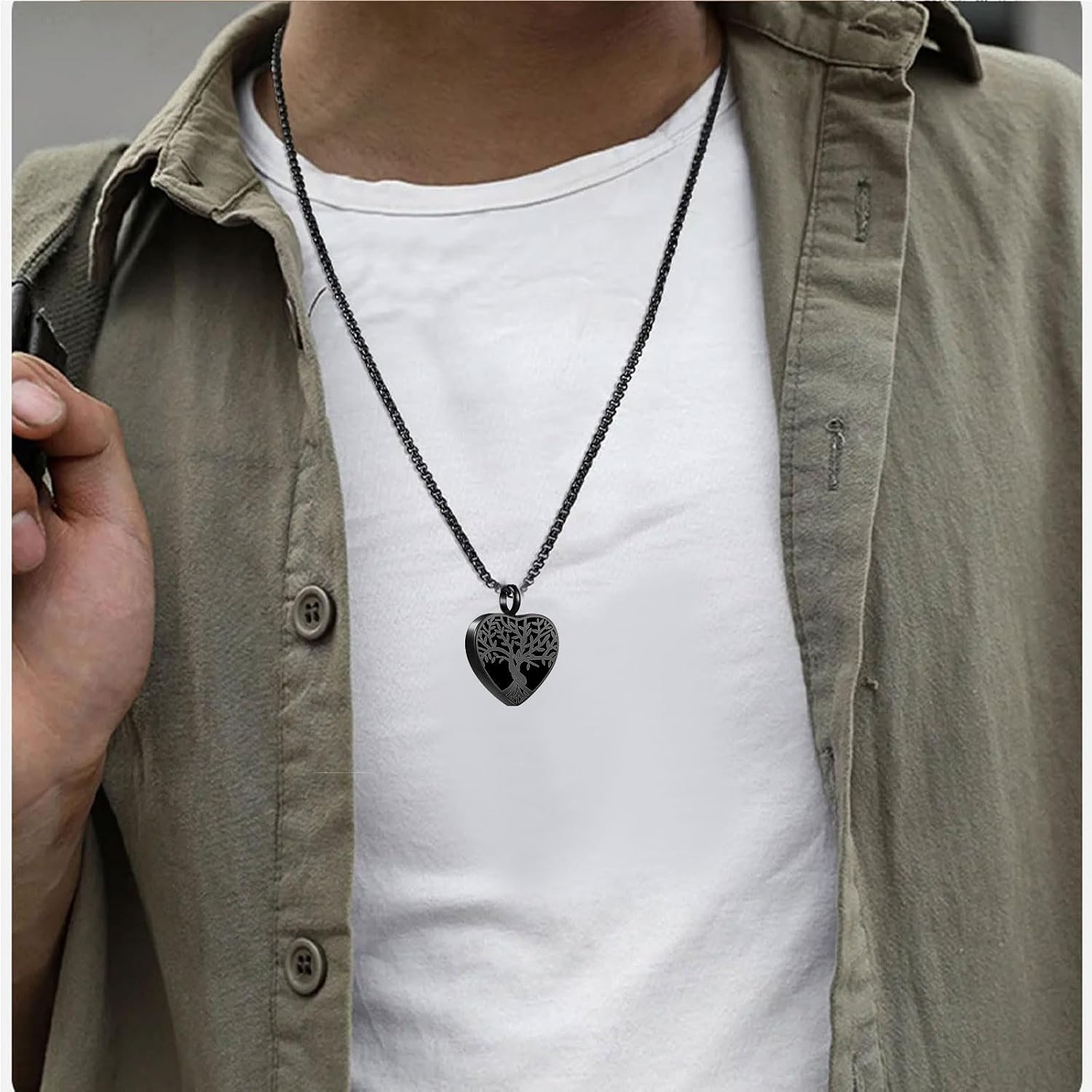 Tree of Life Urn Necklace for Men Women Heart Cremation Jewelry for Ashes of Loved Ones Keepsake Memorial Urn Locket