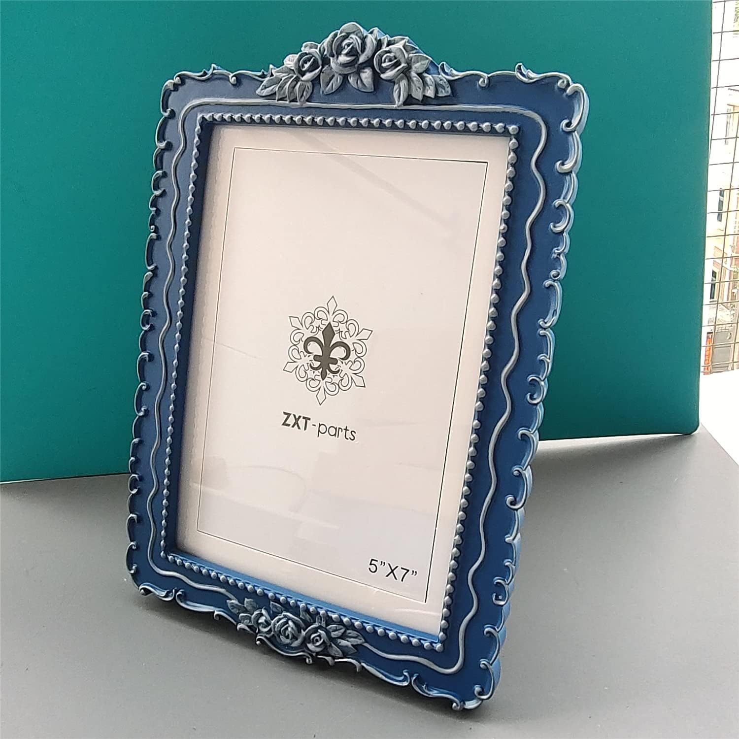 ZXT-parts 5x7 Picture Frame Blue Frame. 4x6 Picture Frames with Mat. Resin Handmade Frame. Glass Panel. Black Suede Cover. European Style Suitable for Desktop.