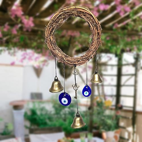 Miniatura 5 de Campanas de bruja para protección de perilla de puerta, decoración de bruja en forma de corazón, energías negativas claras con ojos azules malvados