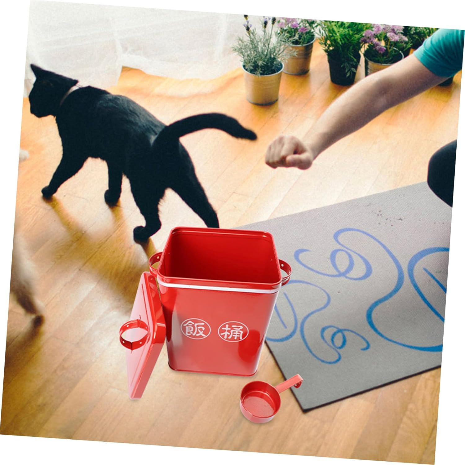 Pet Food Storage Container Airtight Food Bucket and Moisture Red Color