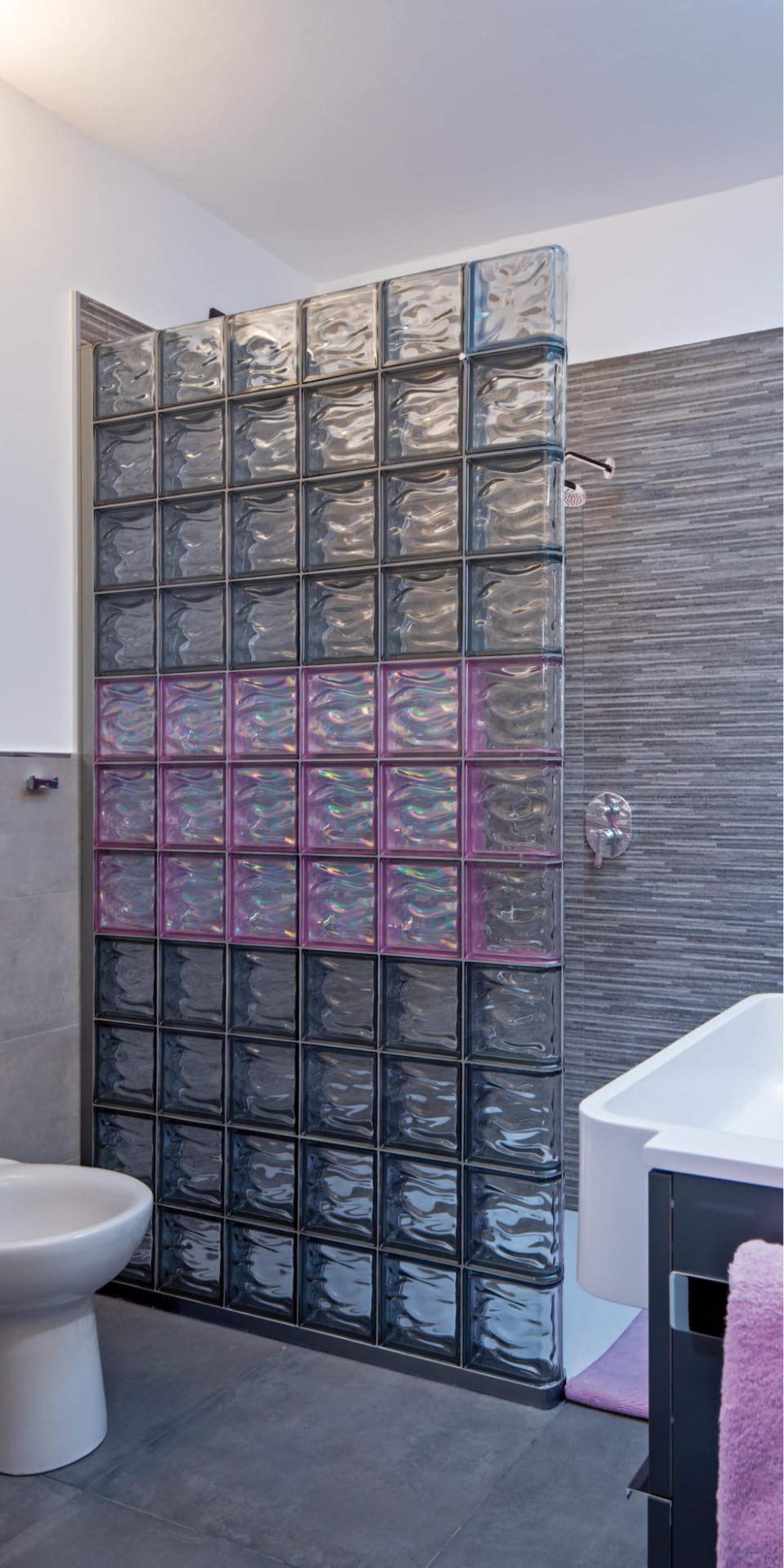 Bloque de vidrio Bormioli Rocco Agua Reflejos Amatista | cm 19x19x8 | Unidad de venta 1 caja de 6 pzas