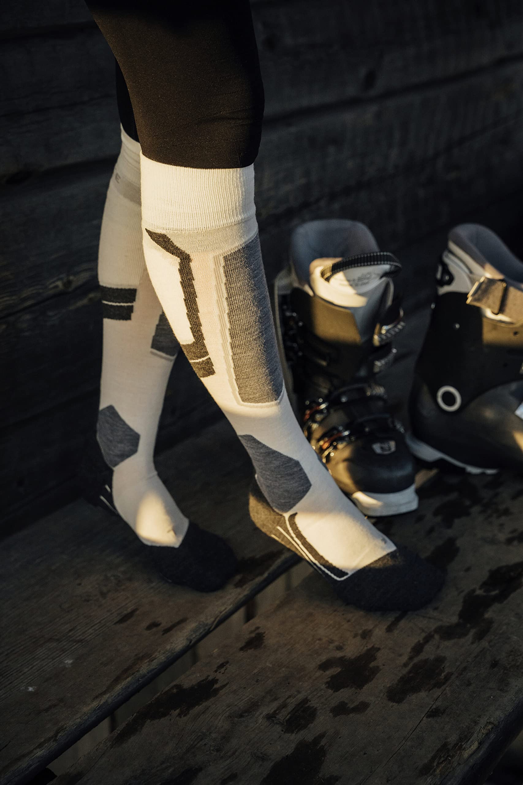 FALKE Skarpety narciarskie SK4 Advanced W Kh Wełna ciepłe cienkie 1 Para Niebieski Morning Sky 37-38