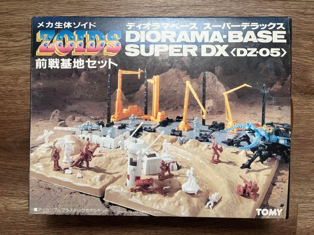 ガラスの鳥　鷲　鷹　置物　オブジェ　-KA バカラ 美品 フィギュリン オブジェ 置き物 イーグル 鷲 純正箱 冊子