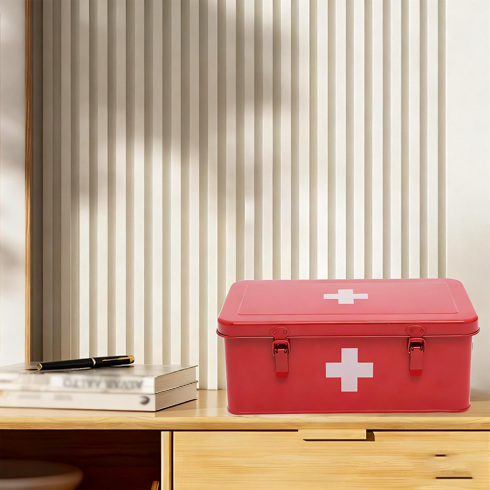 Medicijnen opbergen in de medicijnbox van Present Time - Lauriëtte