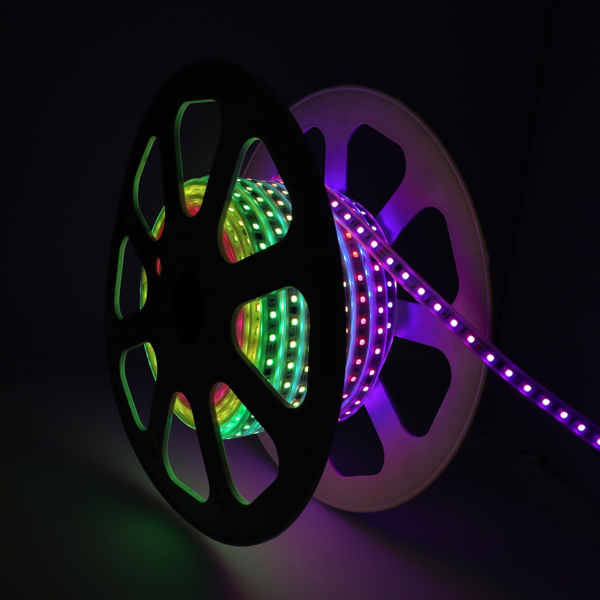 Jandei - Kit Tira Led 10metros 24Vdc RGBIC con Controlador 220Vac y Mando, 600 Leds. IP65 Ideal Exteriores