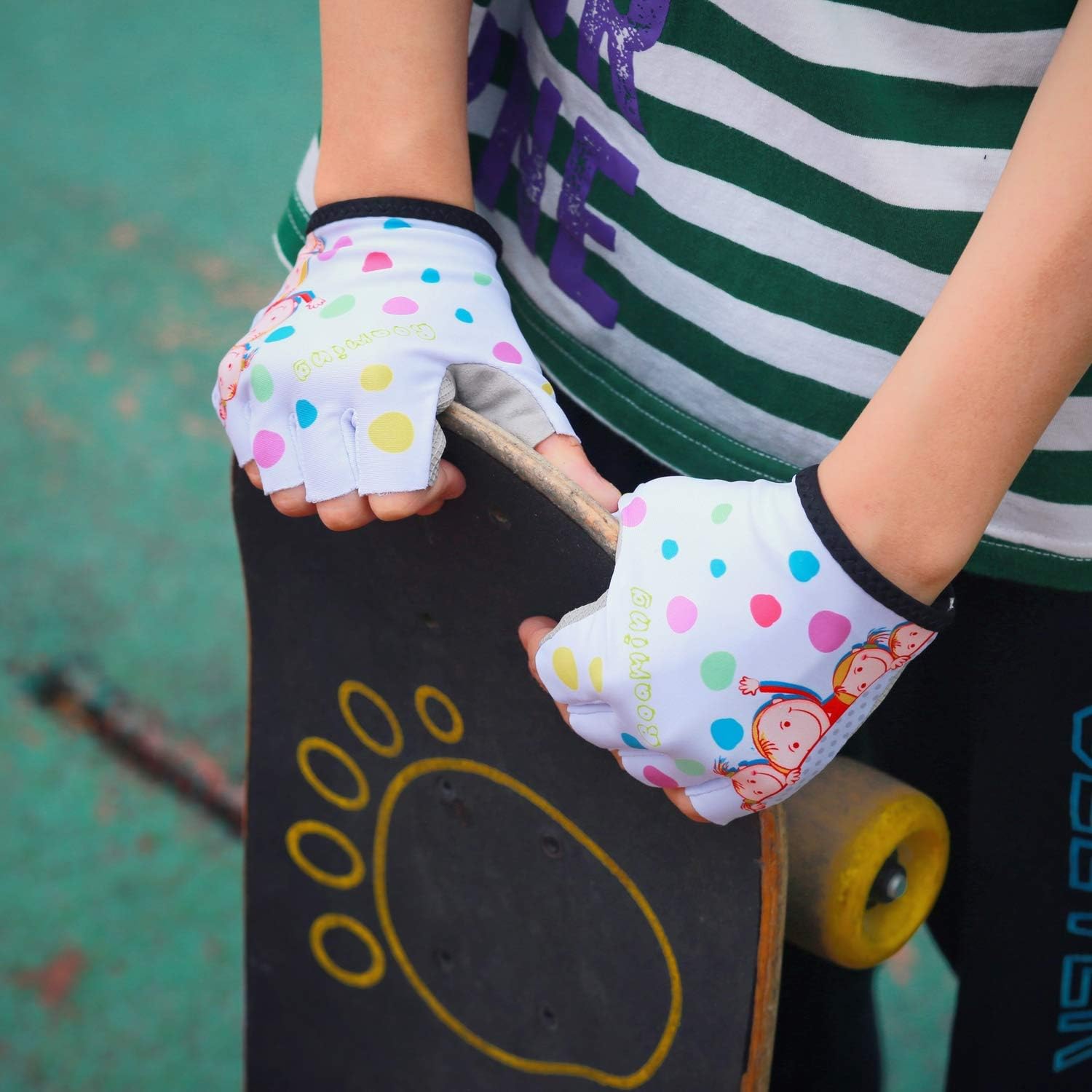 Roaming Kids Gloves for Age2-10, Great for Boys Girls Outdoor Sports,Biking,Cycling, Riding, Netball,Climbing, Monkey Bar,Scooter…