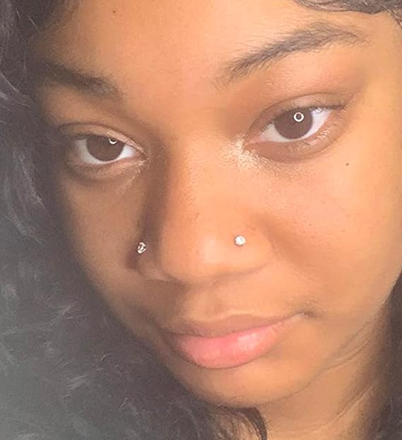 QWALIT 2pcs Nose Piercing Kit with Nose Rings and Disposable Piercing Gun