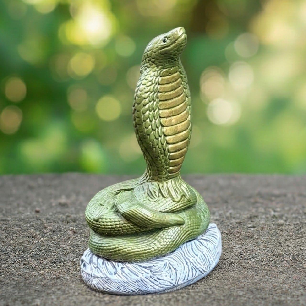 OLOMA Concrete Cobra Statue King Cobra Sculpture Snake Outdoor Figurine Reptiles Handmade Art Garden Patio Yard Ornament Snake Lover Gift