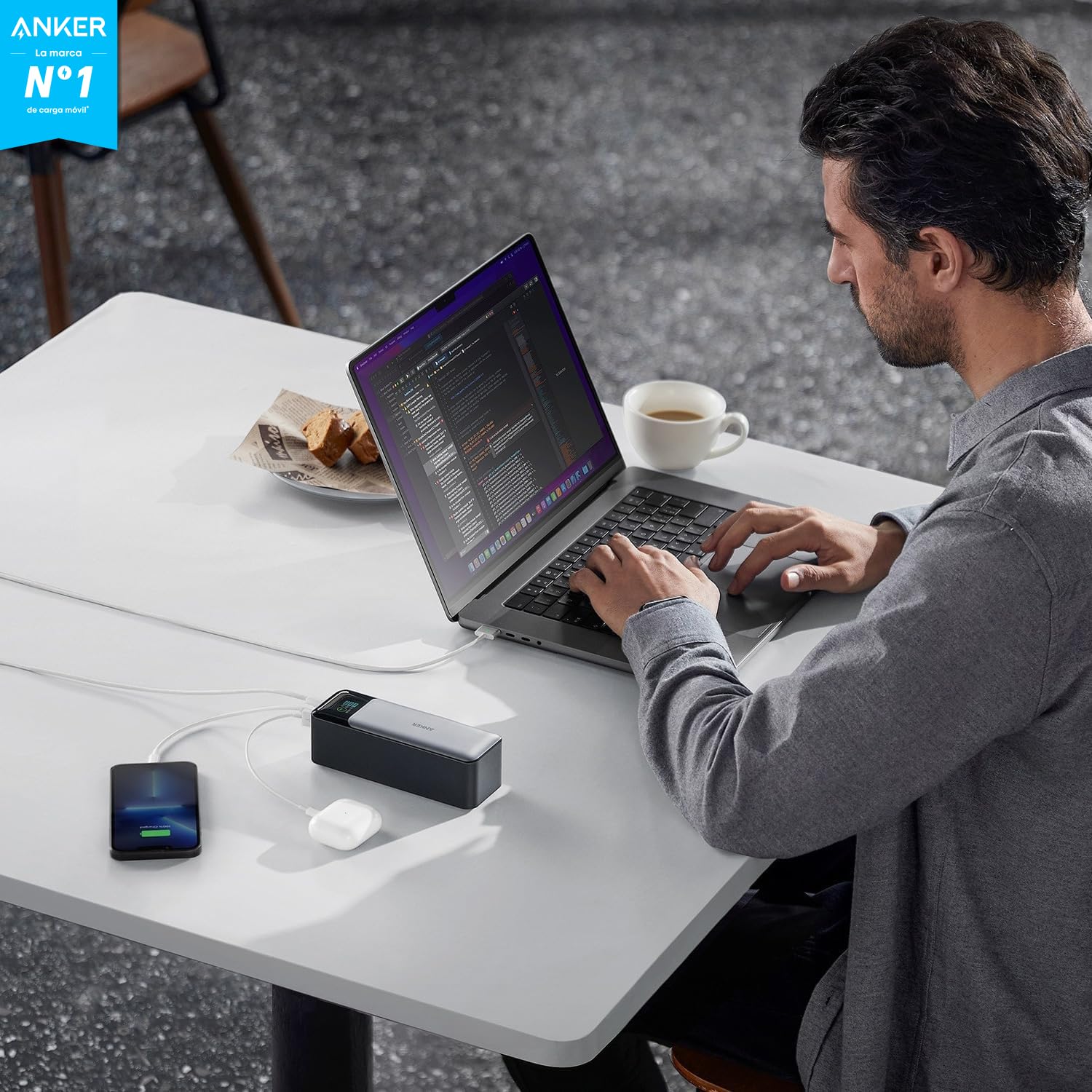 Anker Zolo Power Bank 25.000mAh 165W con Tres Puertos USB C | apto para avión, cables integrados y retráctiles, para iPhone 17/16/15 y MacBook