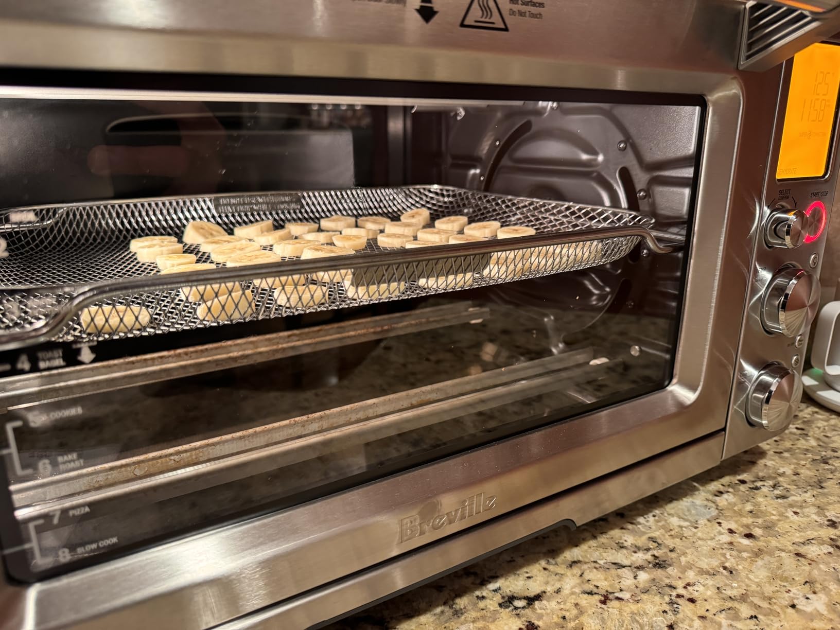 Excellent, highly versatile counter top oven, but long term longevity questionable