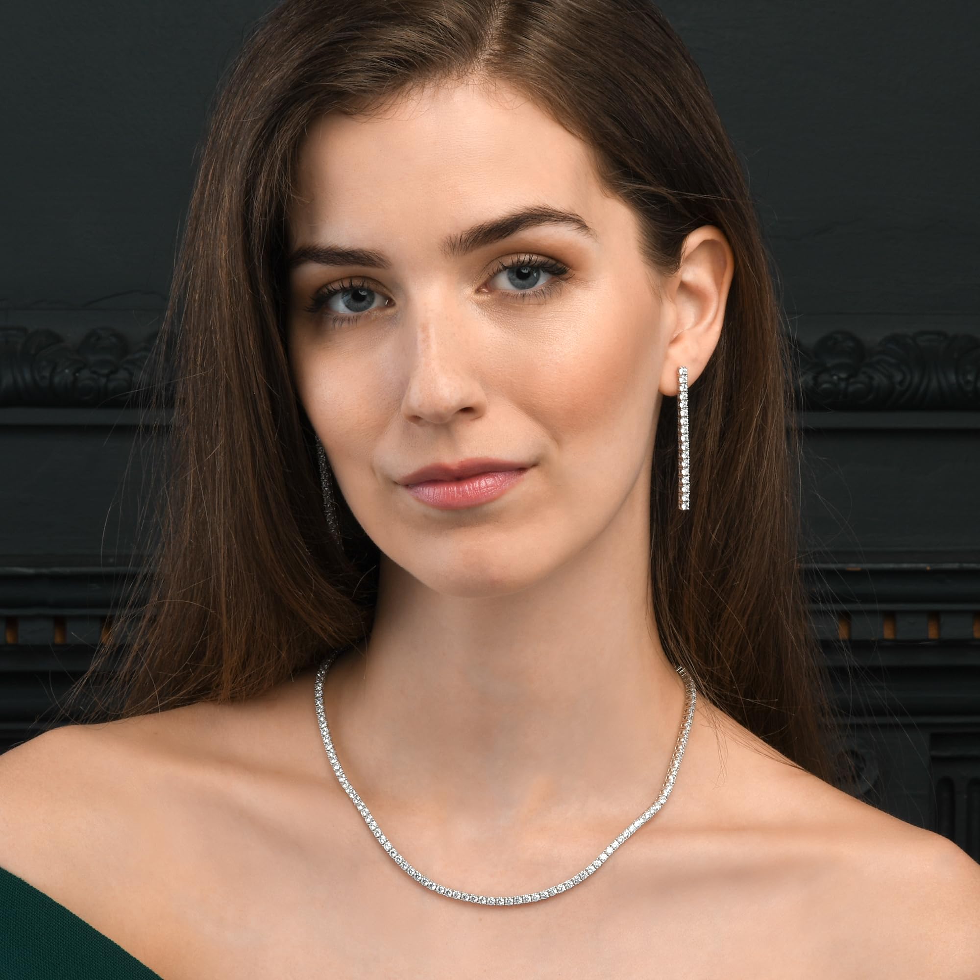 Diamond Treats Collar de Tenis en Plata de Ley 925, Impresionante Collar con Piedras de Circonita Cúbica, Collar de Cadena de Tenis en Plata de Ley 925 Para Mujer