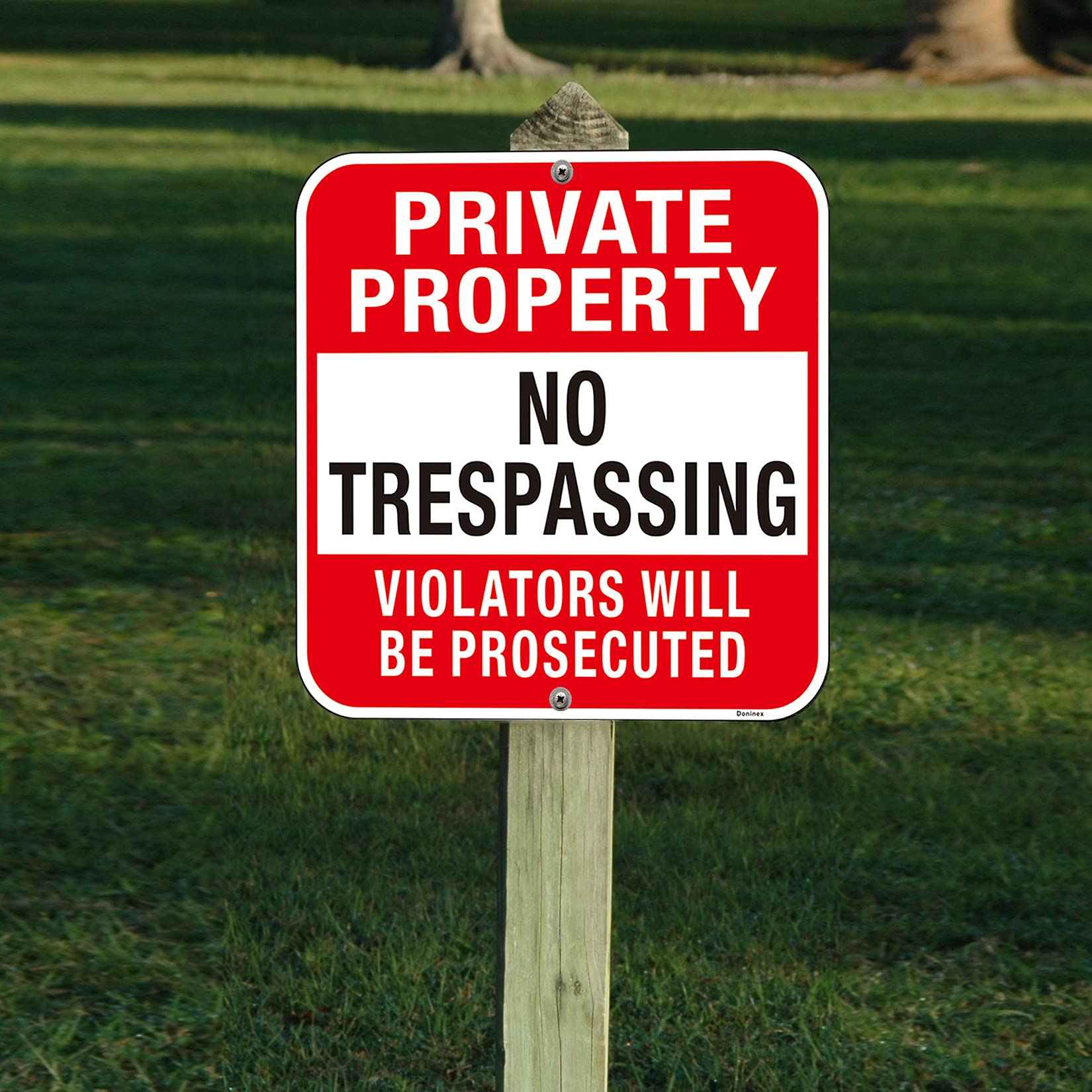 Letrero grande (4 unidades) de propiedad privada con texto en inglés "No Trespassing", de metal resistente, aluminio reflectante, violators Will Be Prosecuted, al aire libre, resistente a la