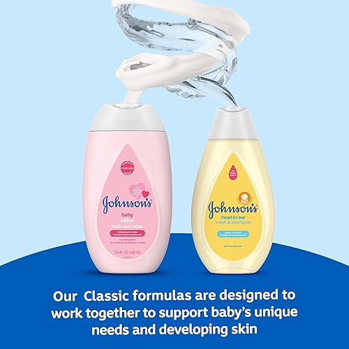 Miniatura 5 de Johnson's First Touch Baby Gift Set, Baby Bath, productos esenciales para la piel y el cabello, kit para nuevos padres con lavado y champú, loción y