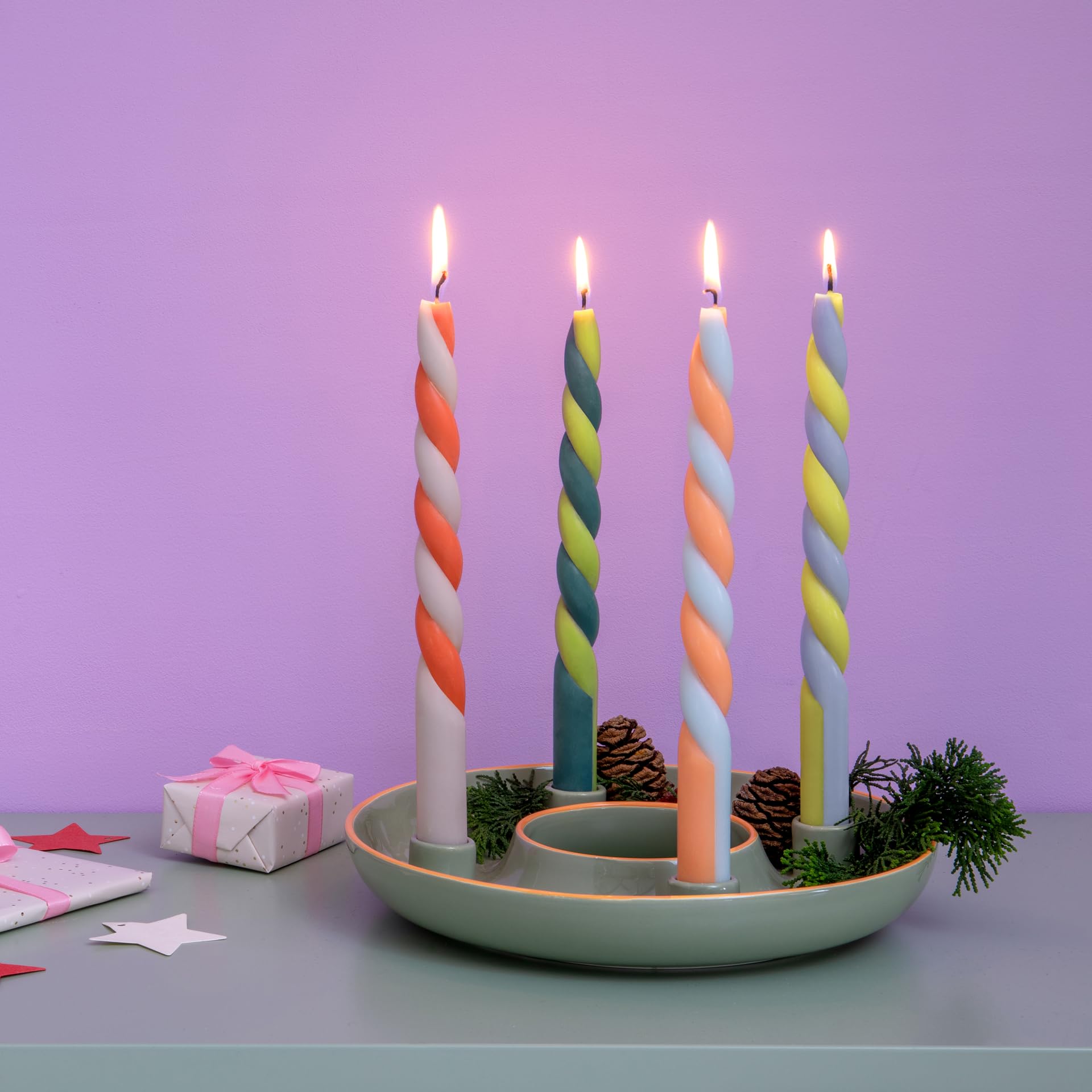 REMEMBER Adventskranzschale Lucia, H 4 cm, Ø 26 cm, Dolomit Keramik – Dekorative Schale für Adventskranz mit 4 Kerzen, modernes Weihnachtsdeko Accessoire für Adventszeit