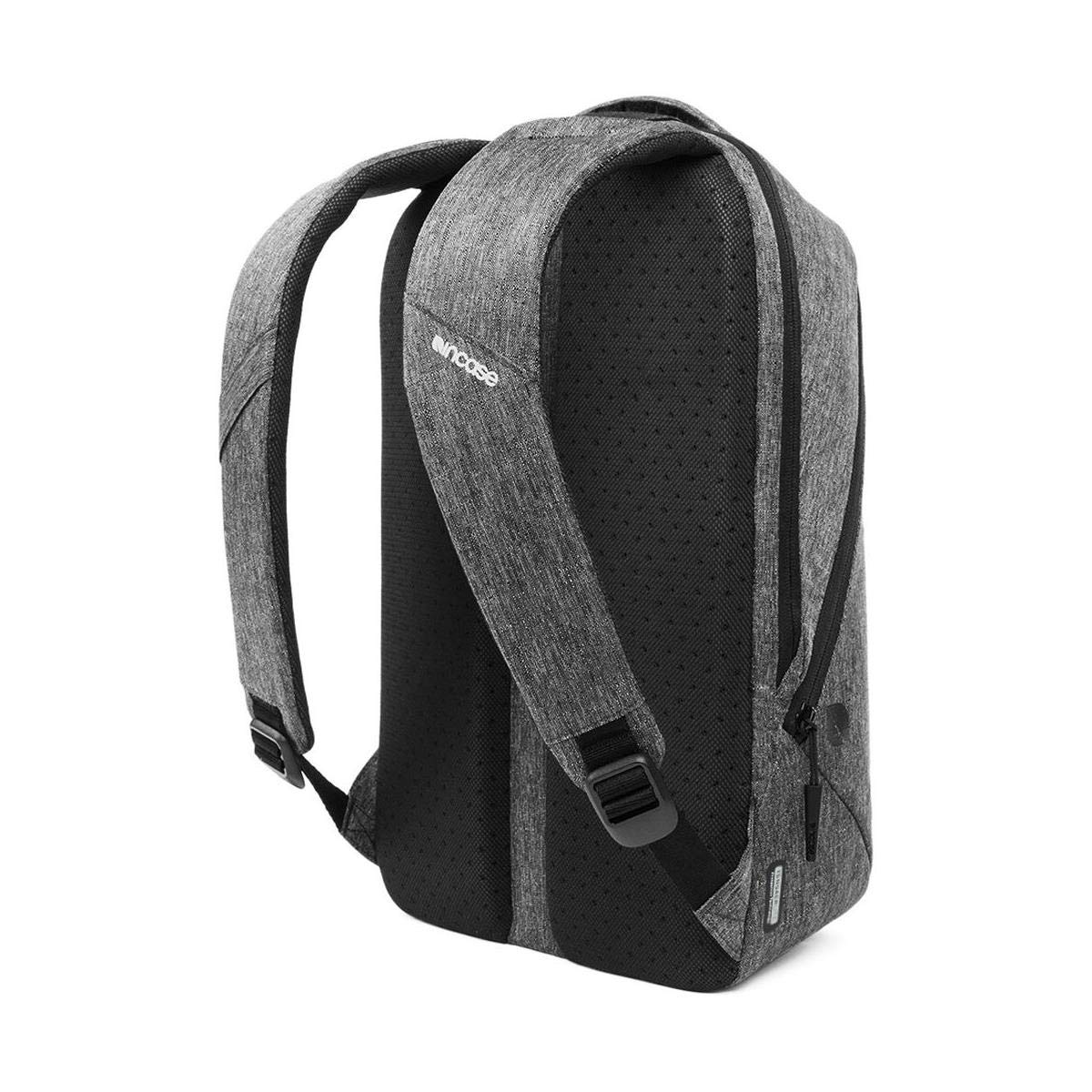 Amazon.co.jp: Incase(インケース)バックパック リュック REFORM