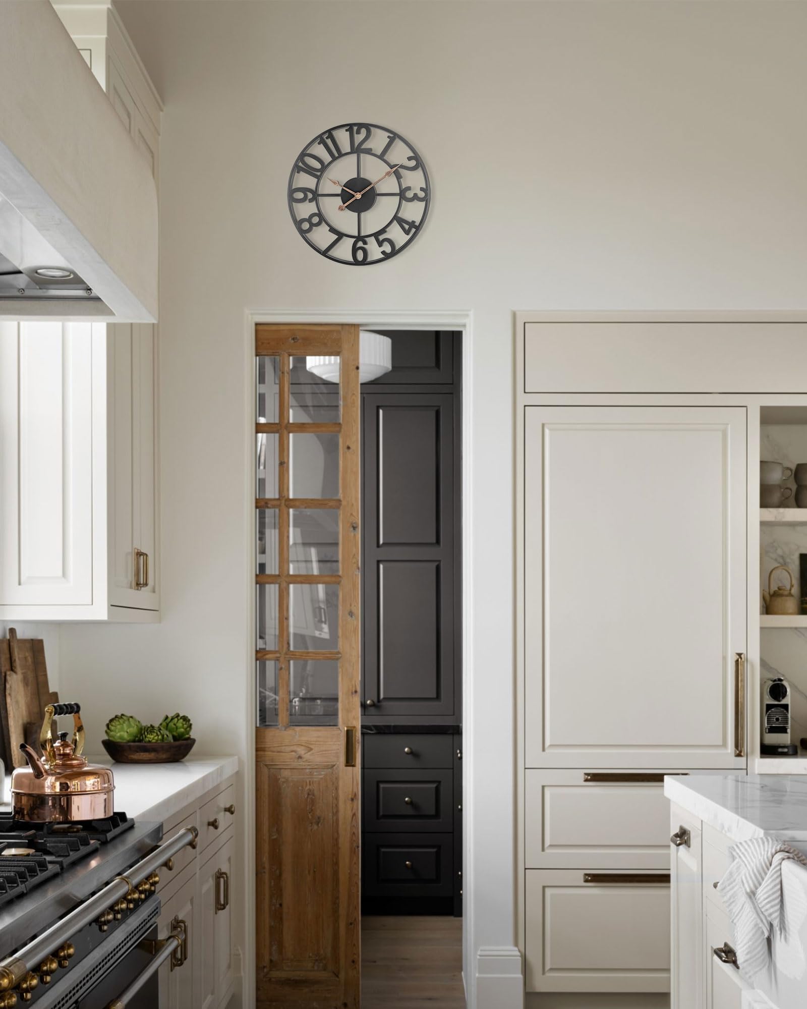 14 Inch Farmhouse Wall Clocks for Living Room Decor, Silent Analog Battery Operated Wall Clock, Modern Round Black Rustic Decorative Wall Clock Indoor Outdoor