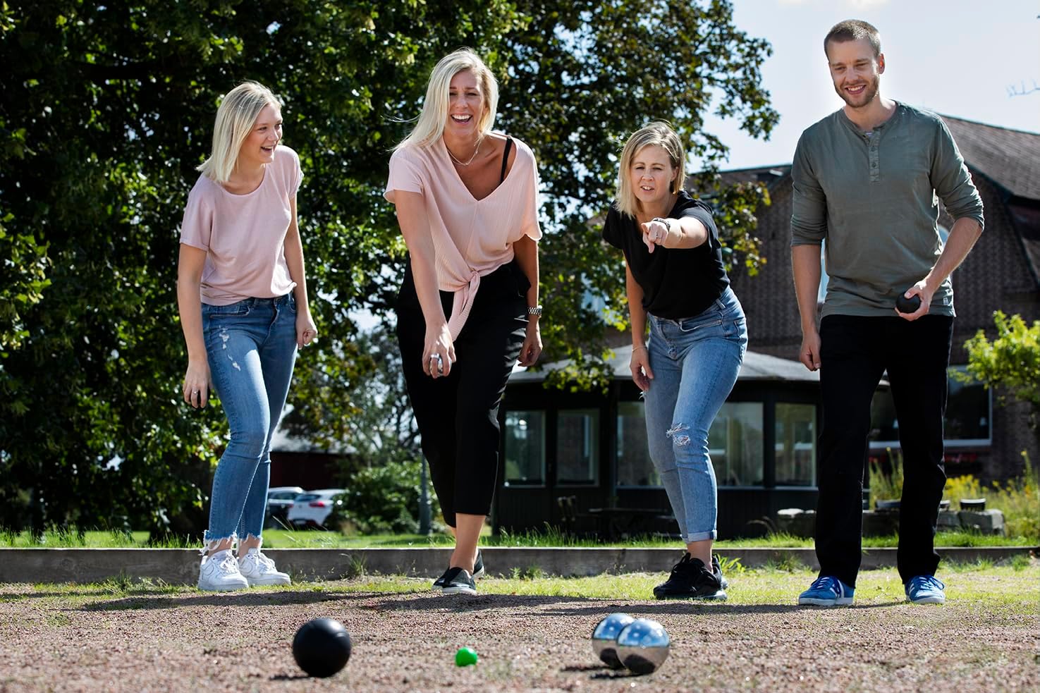 Sunsport Petanque Provence Garden Game - 2 Player/Team Set with Carry Bag | Classic Boules Game for Outdoor Fun | Perfect for Families, Kids & Adults Summer Parties, Camping, & Beach