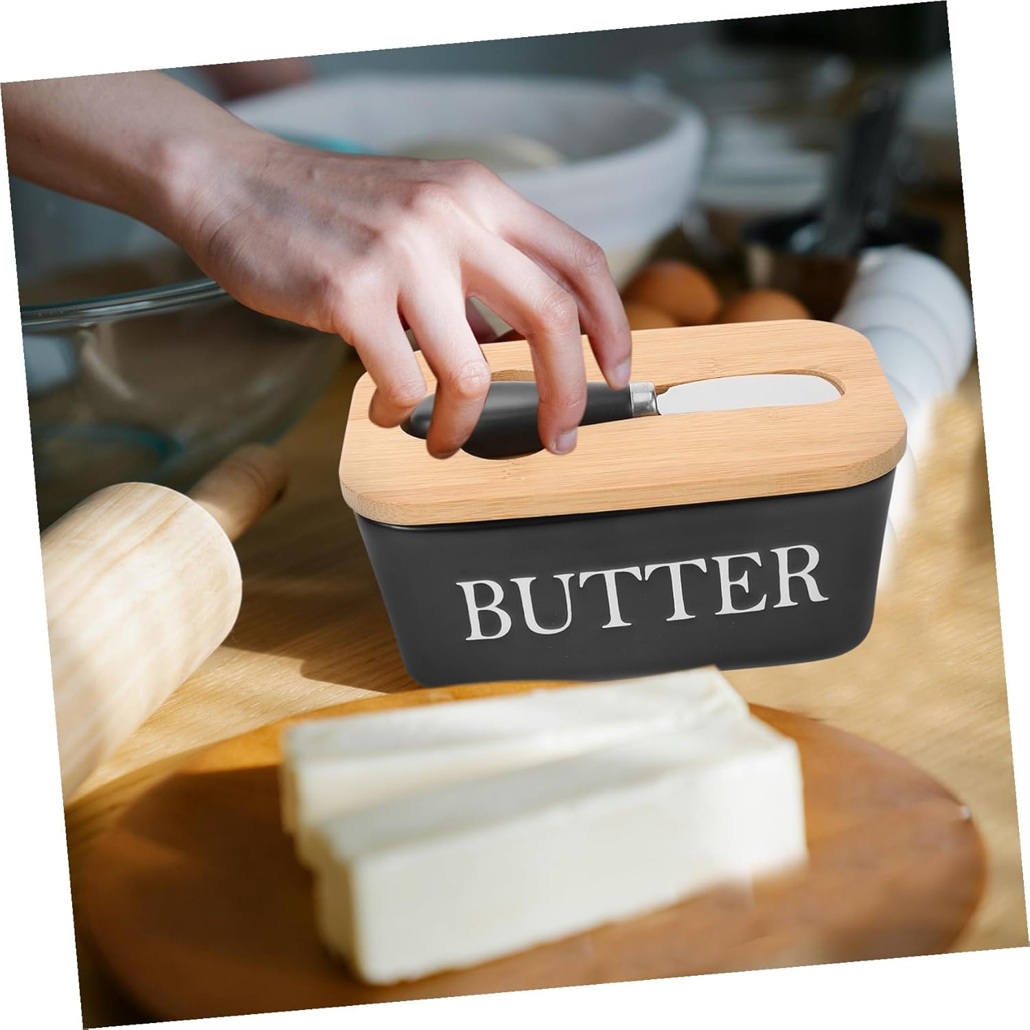 Ceramic Butter Dish with Lid and Knife Rectangular Multi-purpose Butter Holder for Kitchen and Restaurant Easy-clean Smooth Surface Compact Modern Design for Fresh Cheese and
