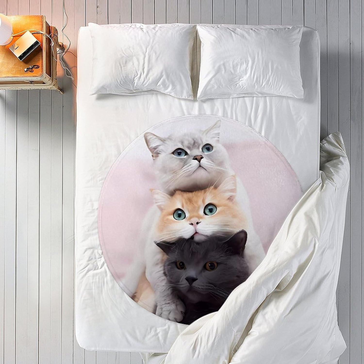 Cat Pattern Round Flannel Throw Blanket 59.1" Diameter Single-Sided Printed Fleece Blanket Multipurpose Foldable Blanket for Couch Sofa Office Camping Home Furniture