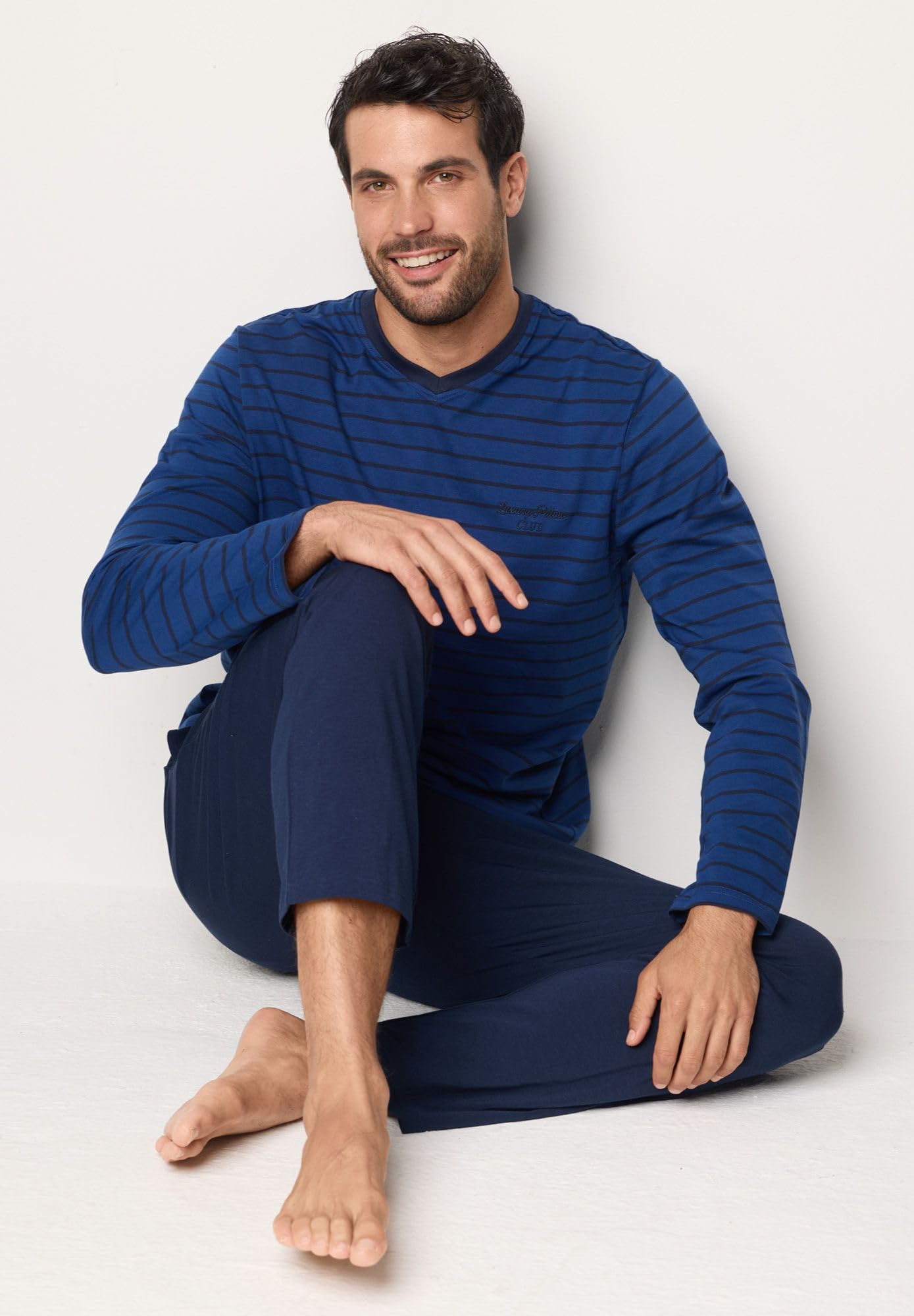YAMAMAY - Pigiama Lungo, Uomo, Blu e Azzurro, 100% Cotton, Maglia in Jersey Tinto Filo. Pantalone in Tela di Cotone, Righe